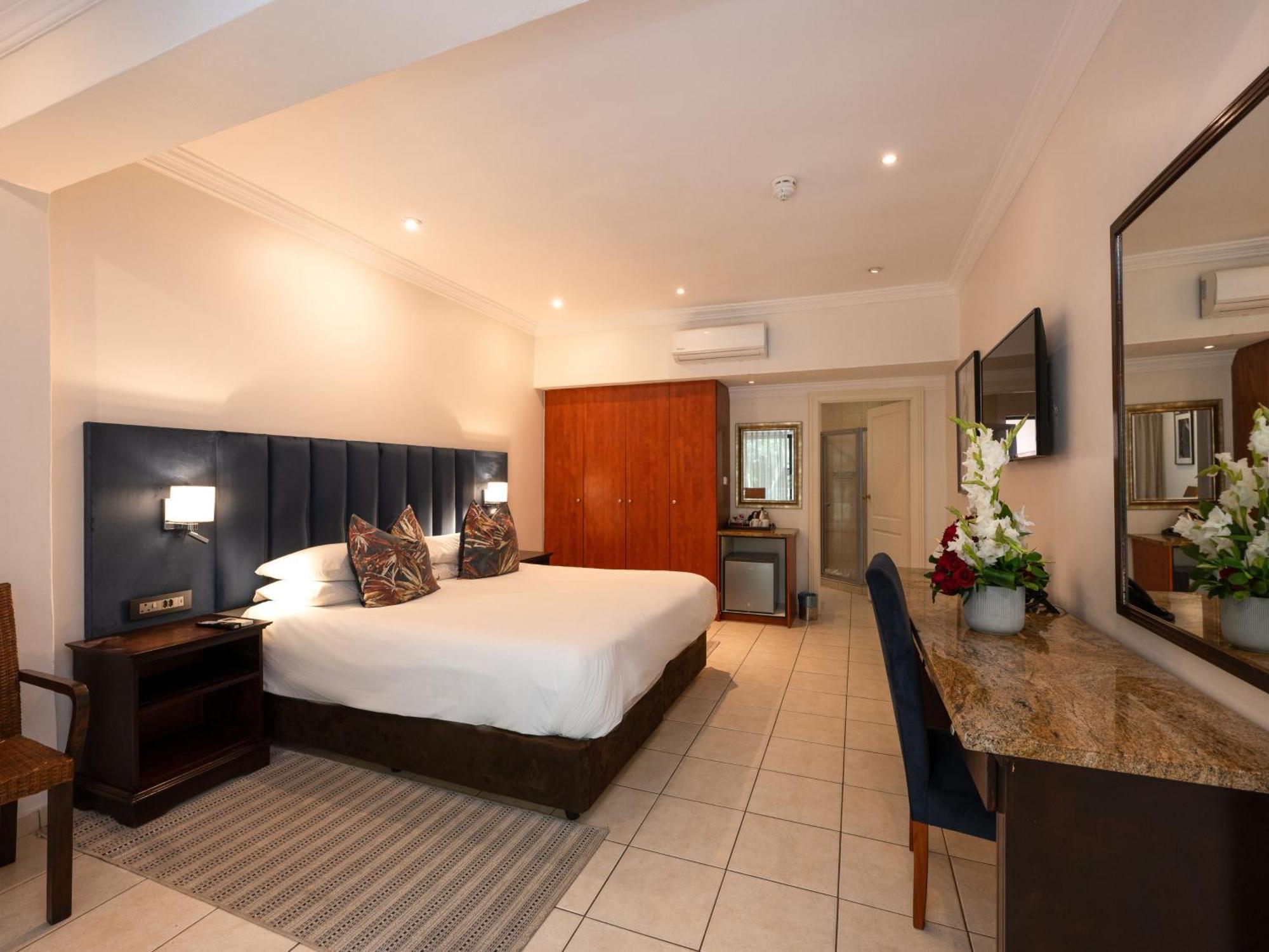 Anew Resort Hunters Rest Rustenburg Exteriör bild